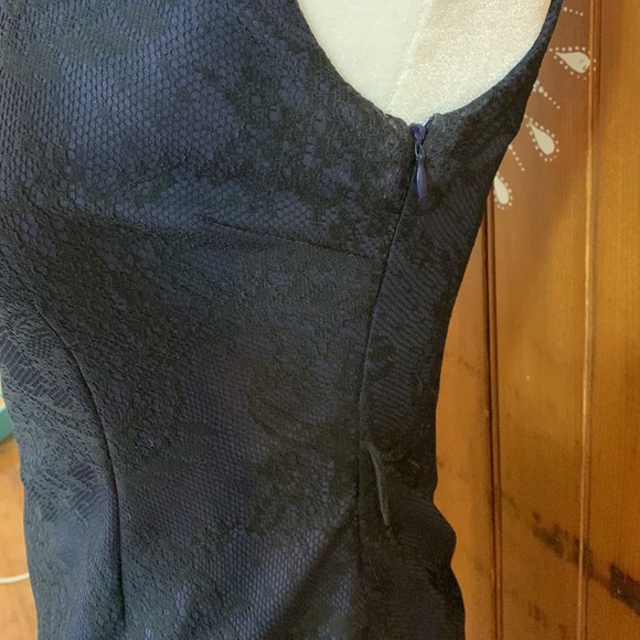 Beautiful Précis fitted midi dress - Picture 3 of 11